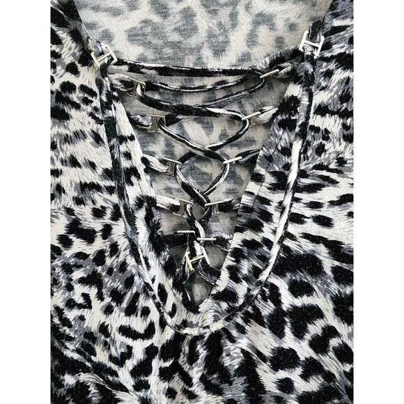 TOP/BLOUSE-BEBE-Black White Gray-Animal Print-Front Lace Up-Long Sleeves-LRG - Picture 3 of 15